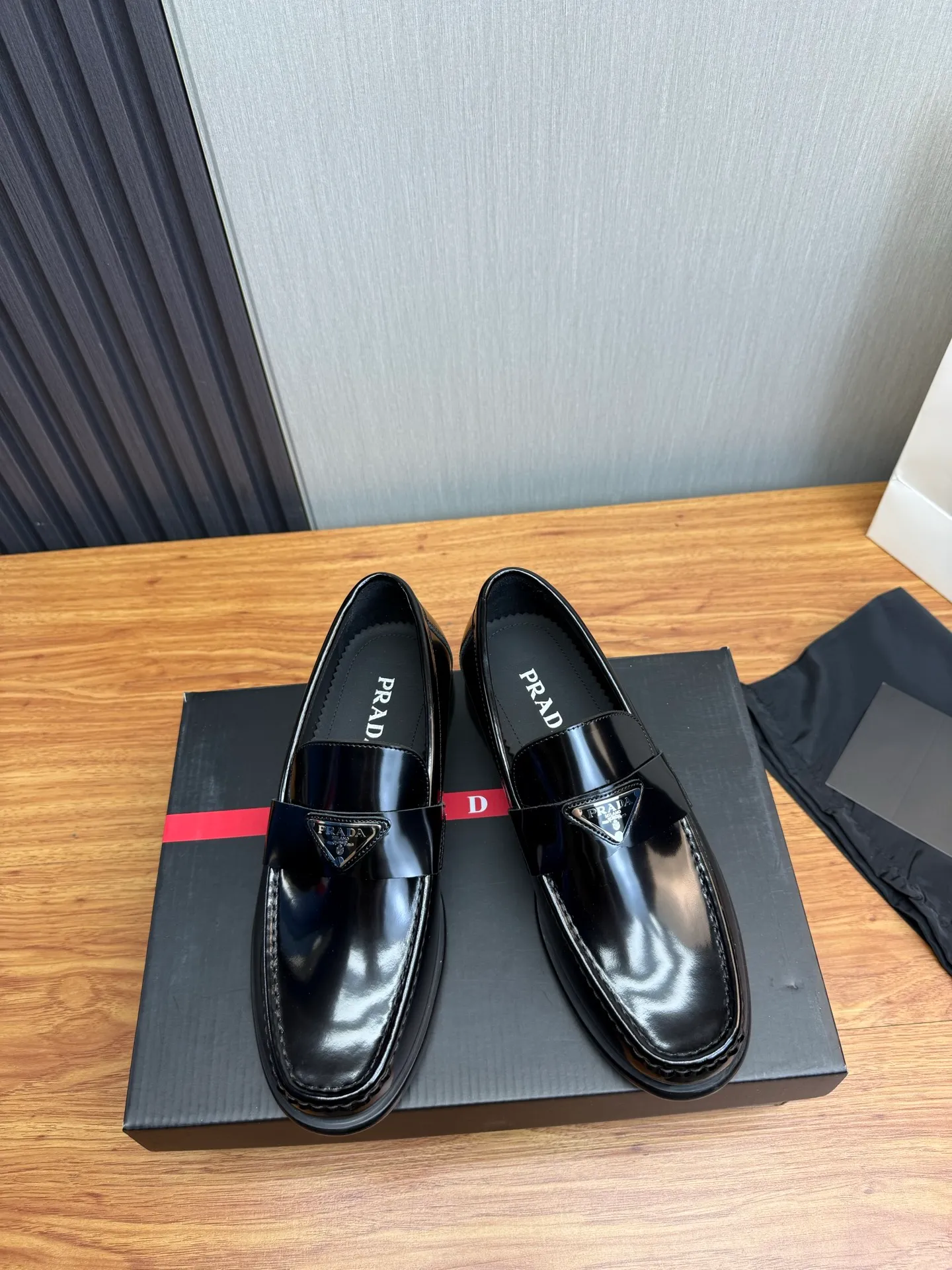 Factory price 580💰 ＰＲＡＤＡPrada. Men's business casual leather shoes, luxurious and noble👞All imported original brand leather materials, just to create a more comfortable wearing experience, upper: original cowhide. Frosted cowhide➕Imported full cowhide, original outsole✔️36-45 (45 non-returnable)